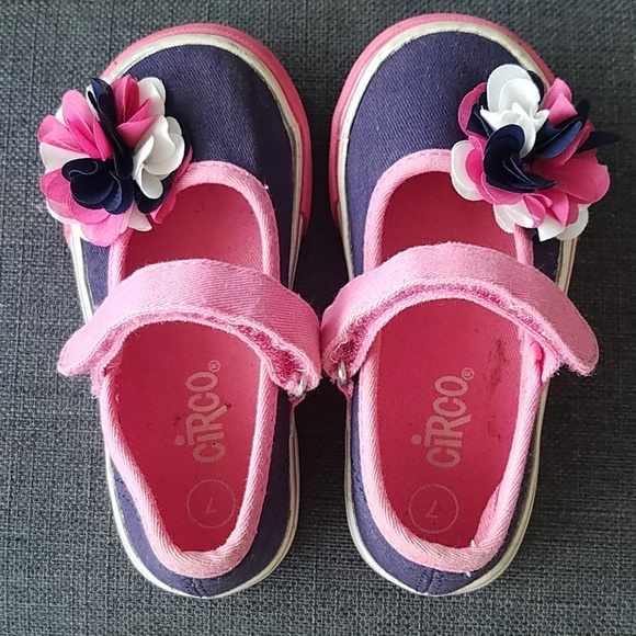 circo baby shoes